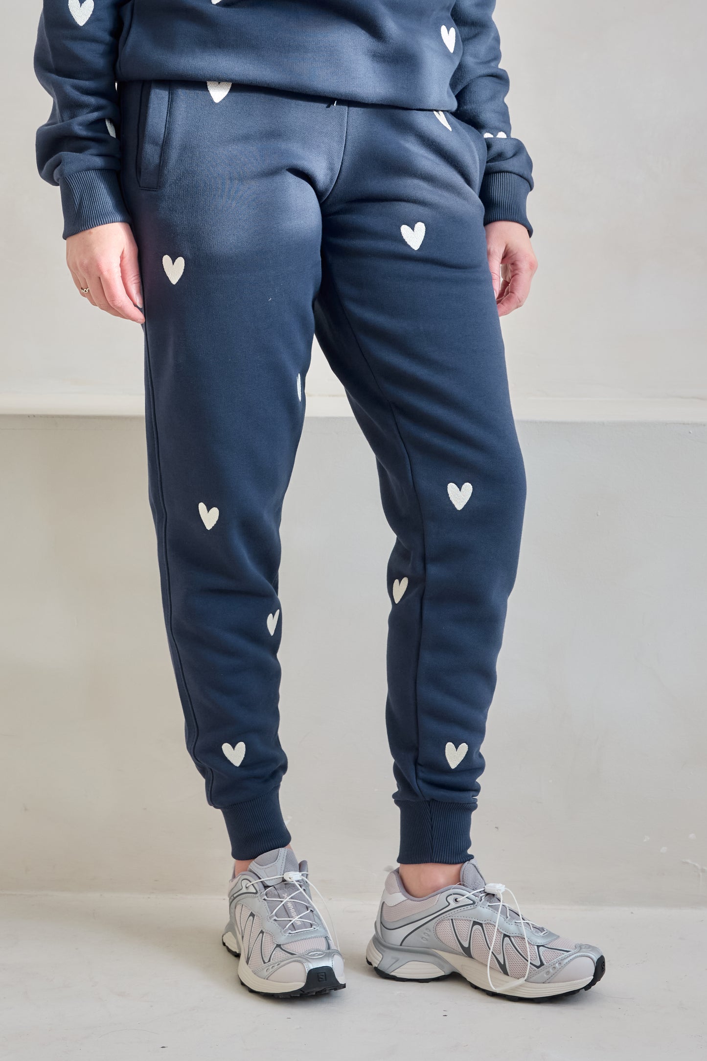 O&F Heart Embroidered Sweatshirt - Navy