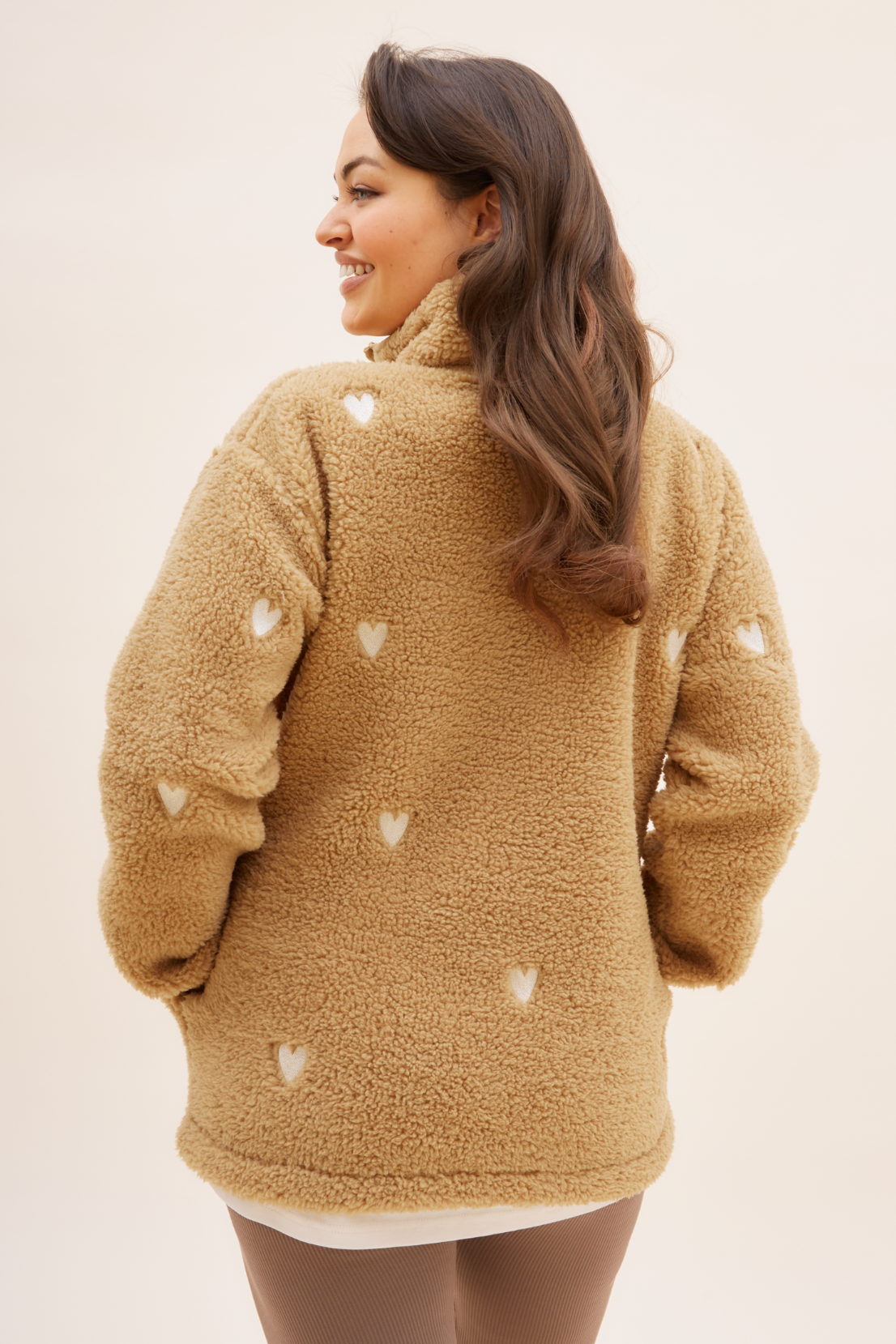 O&F Caramel Heart Embroidered Borg Fleece