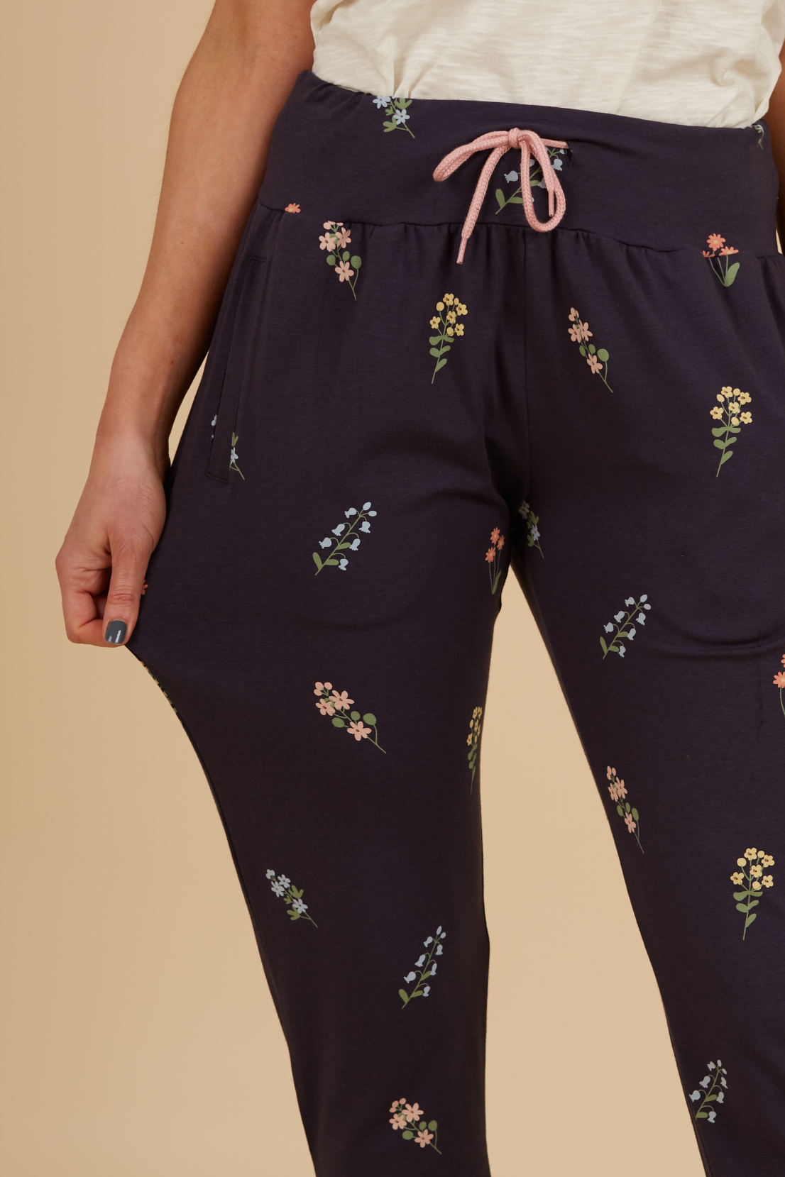 O&F Floral Print Stretch Joggers - Navy