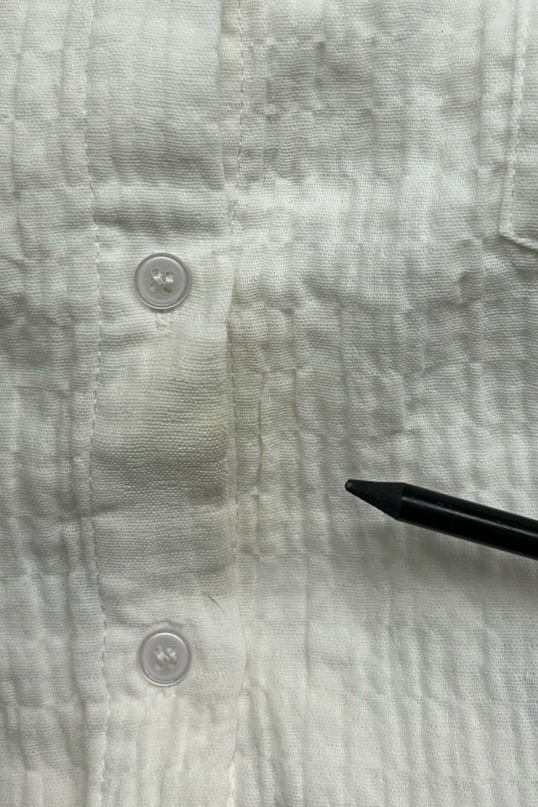 Faulty: Heart Embroidered Shirt - Medium