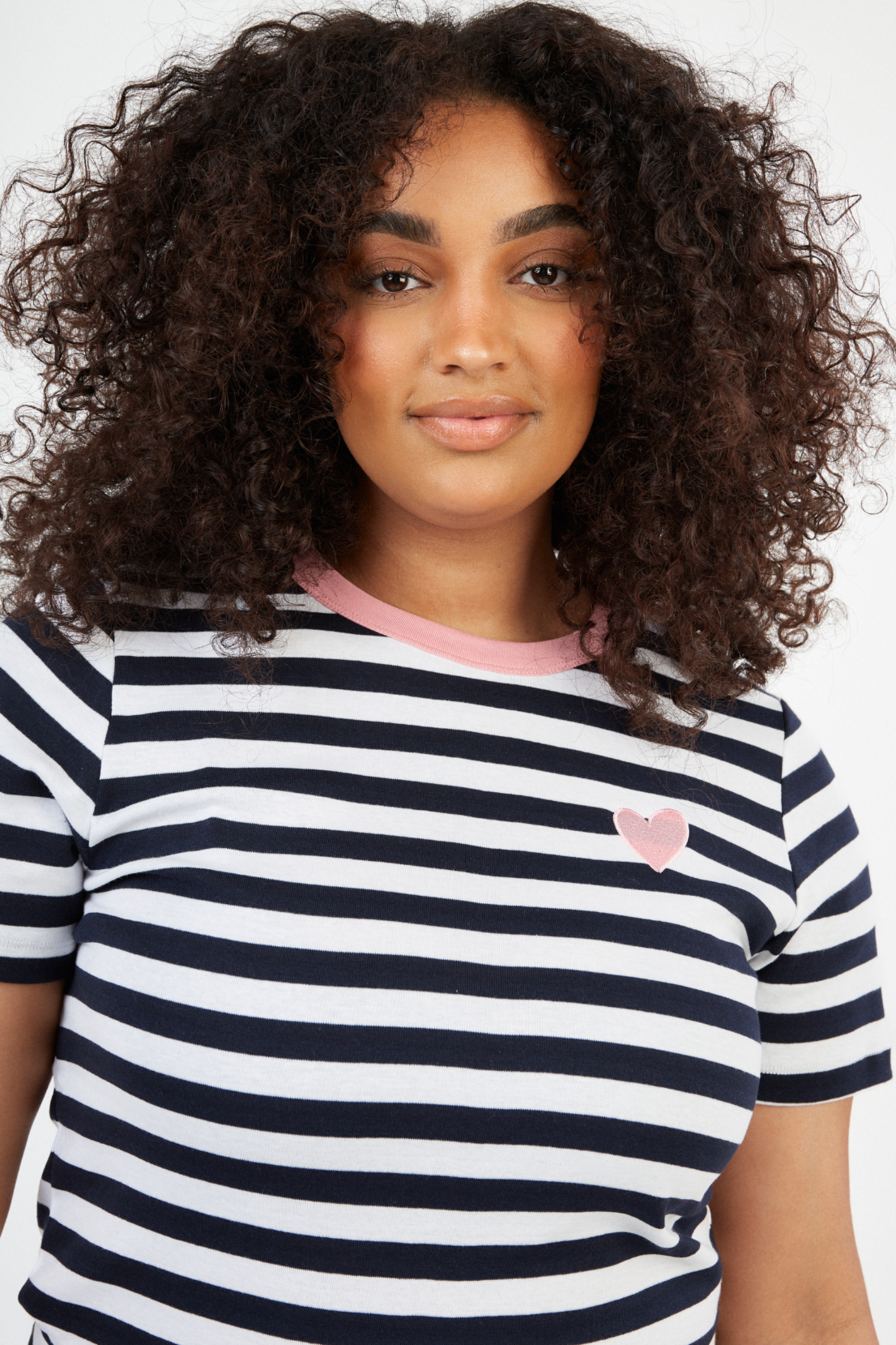O&F Heart Embroidered Short Sleeve Breton Tee - Navy