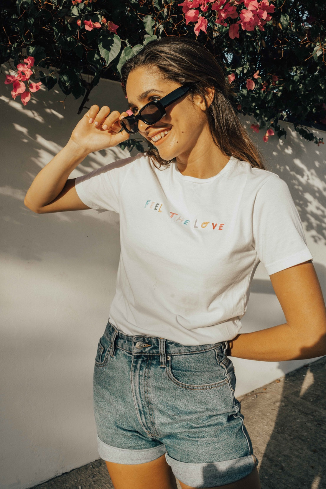 Sample: Feel The Love Tee - XL