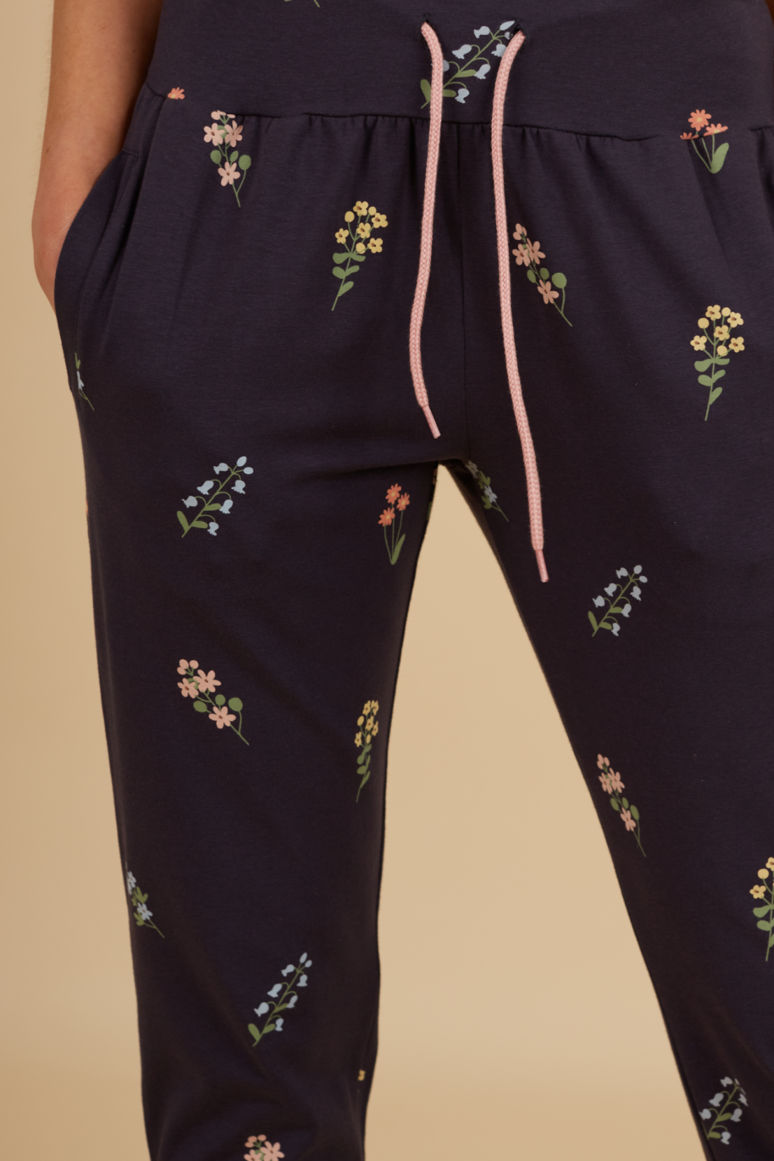 O&F Floral Print Stretch Joggers - Navy