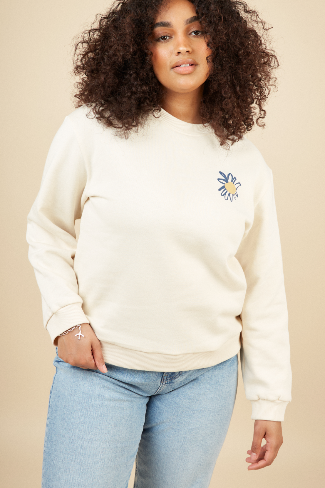O&F Plant Flowers Grow Love Sweatshirt