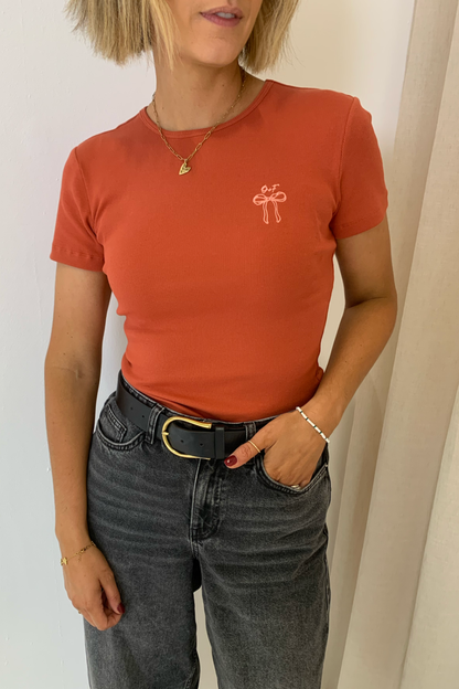 O&F Bow Embroidered Rib Tee - Rust
