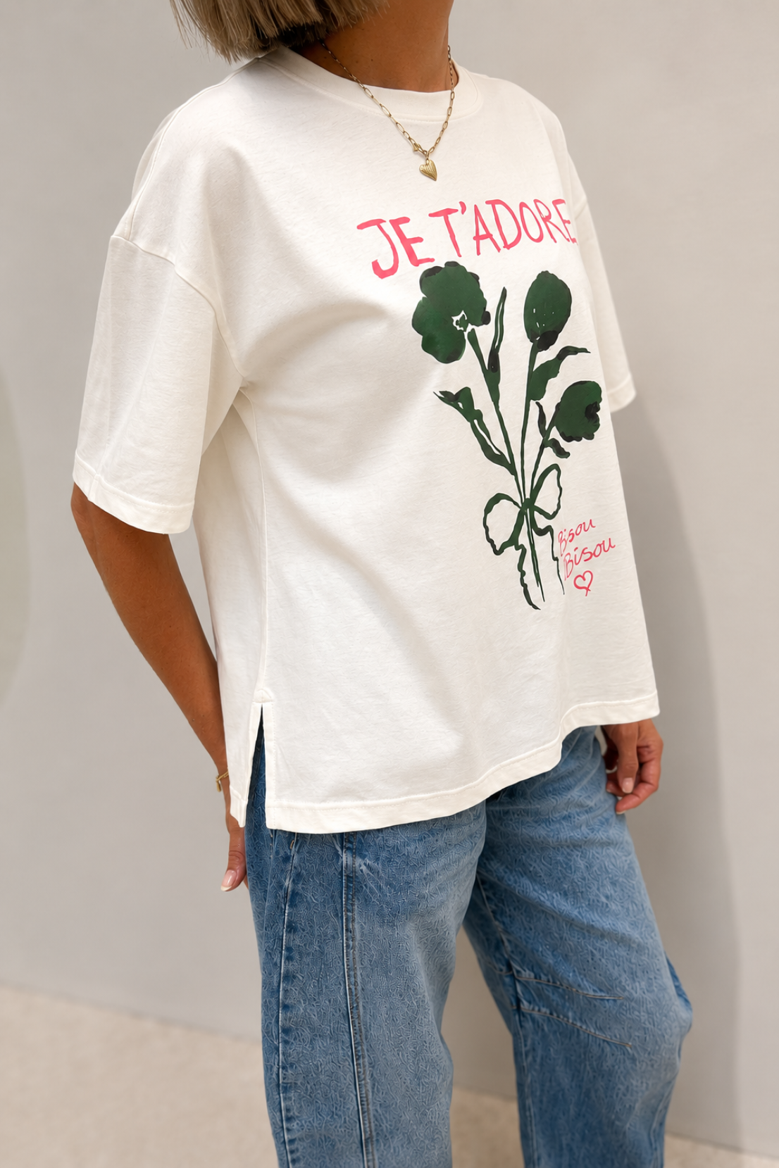 O&F Je T'adore Fleurs Tee