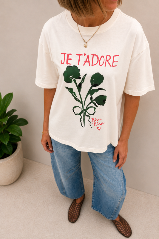 O&F Je T'adore Fleurs Tee