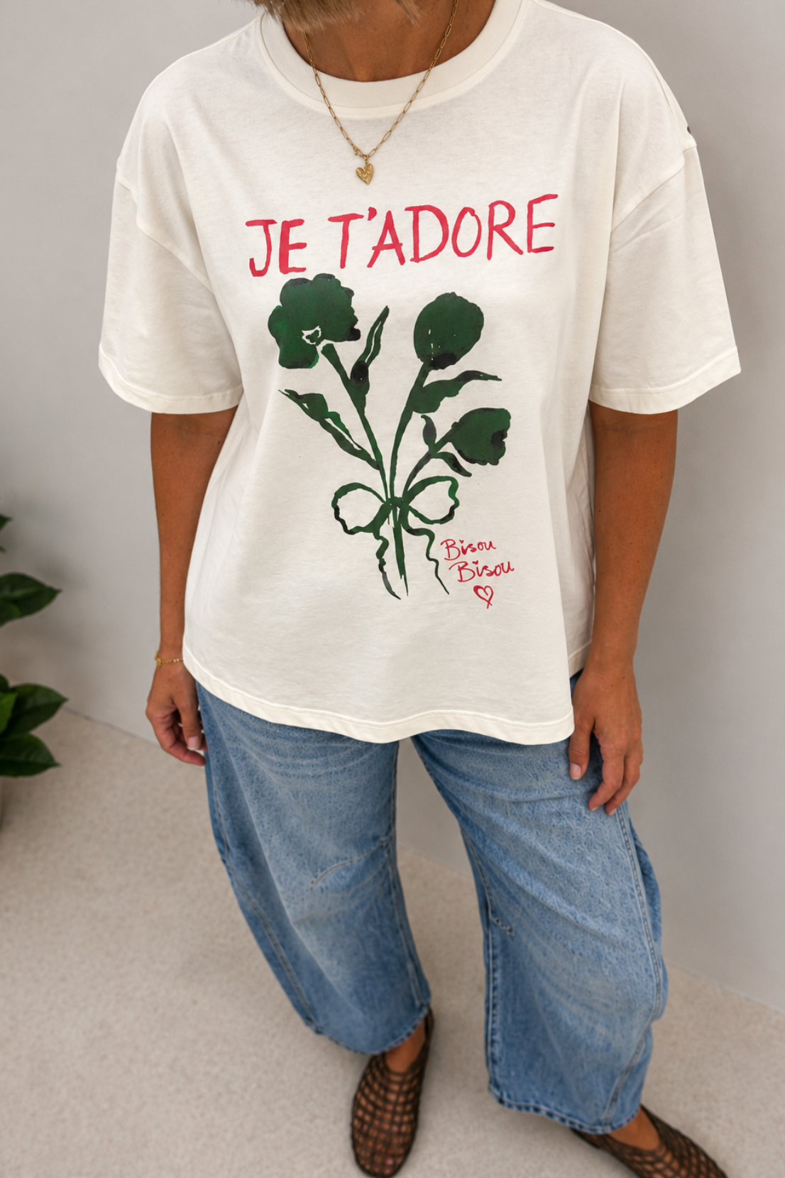 O&F Je T'adore Fleurs Tee