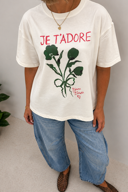 O&F Je T'adore Fleurs Tee
