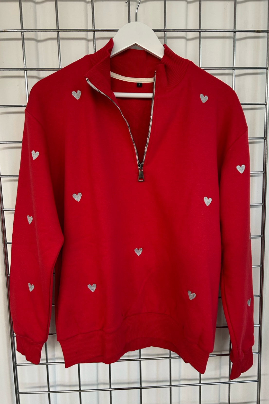 Sample: Heart Embroidered Set - Red - Small